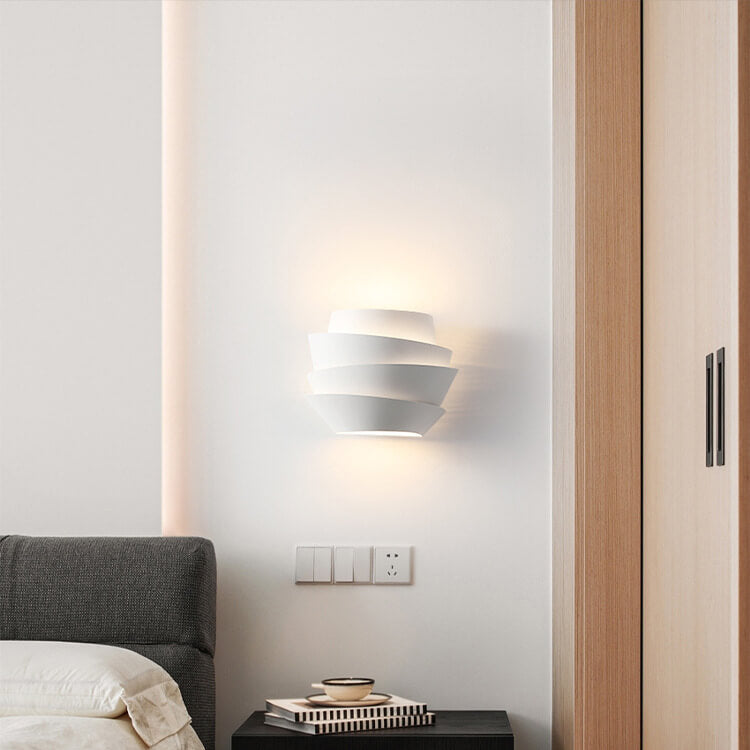 NordLume - Scandinavische IJzeren Wandlamp met Dubbele Lichtpunten