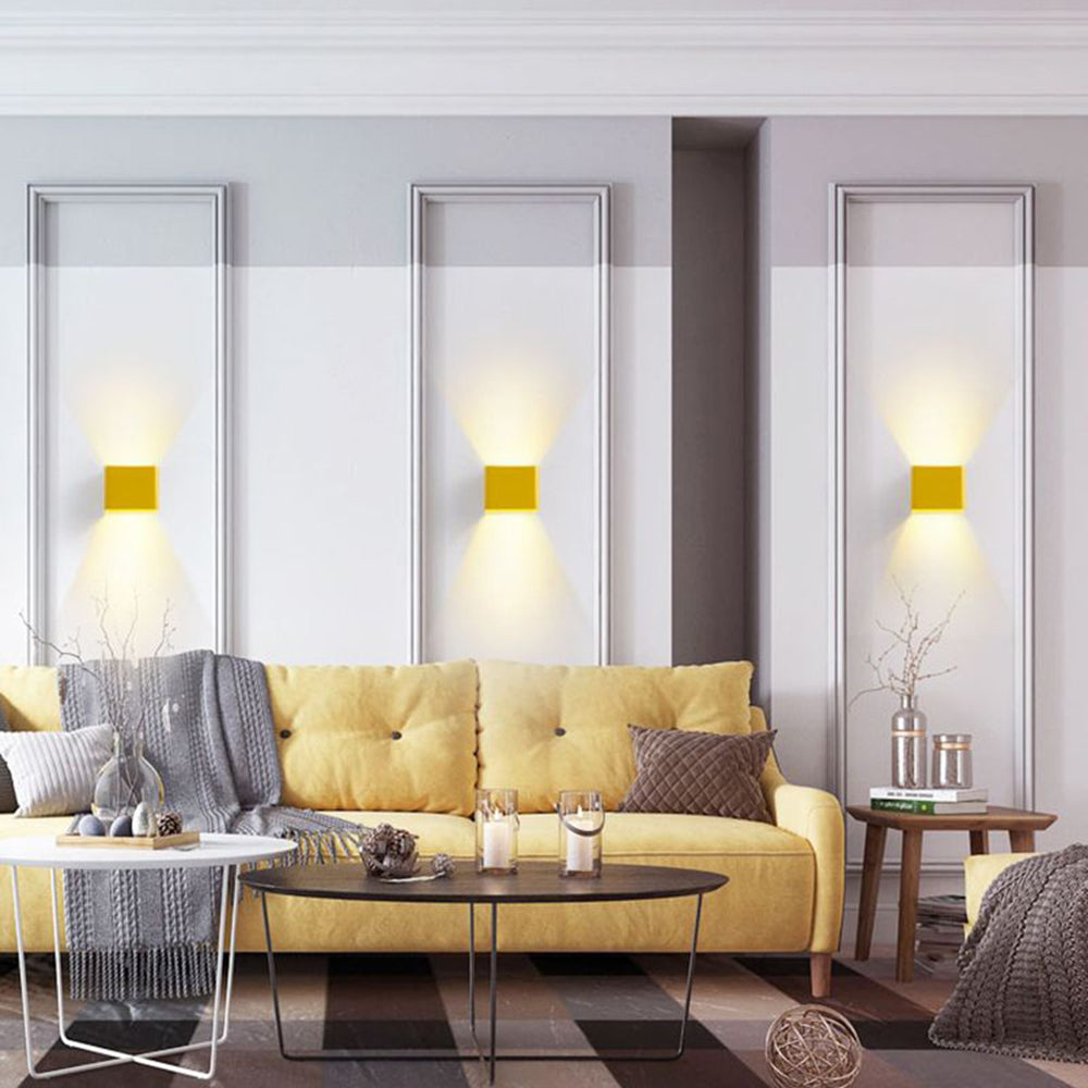 QuadraGlow - Moderne Vierkante Wandlamp in Zwart, Wit en Groen