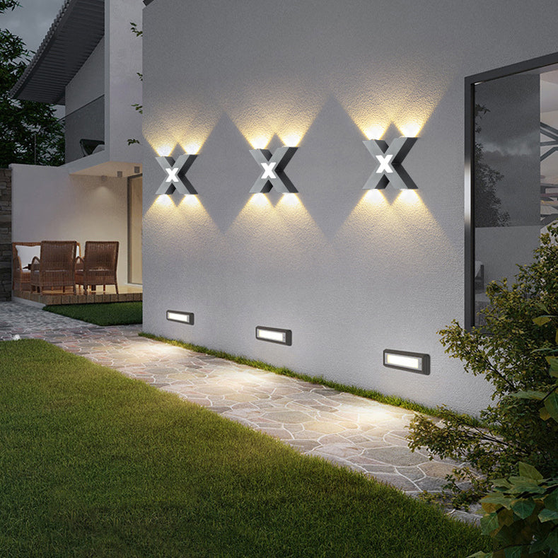 XShapeLux - Waterdichte X-vormige LED Wandlamp met 4 Lichten voor Buiten