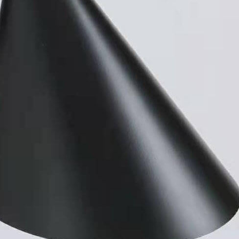 ScandiShine - Minimalistische Scandinavische Wandlamp met Hoornkap