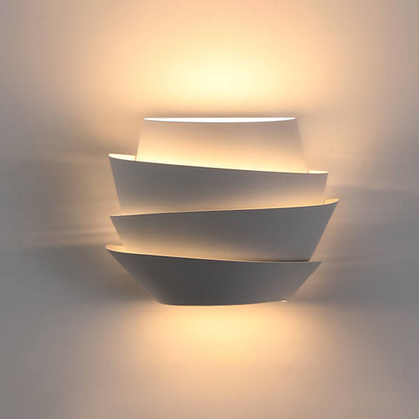 NordLume - Scandinavische IJzeren Wandlamp met Dubbele Lichtpunten