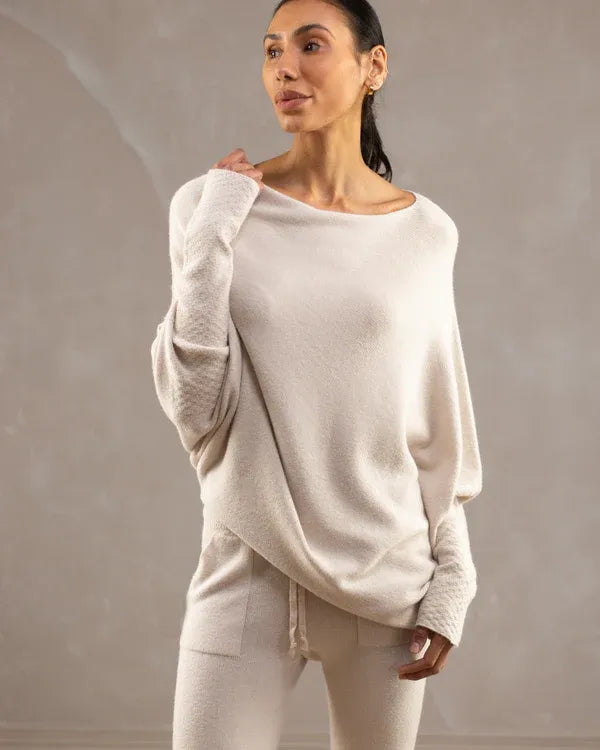 CloudDrape - Asymmetrische Dames Trui met Elegante Drapering