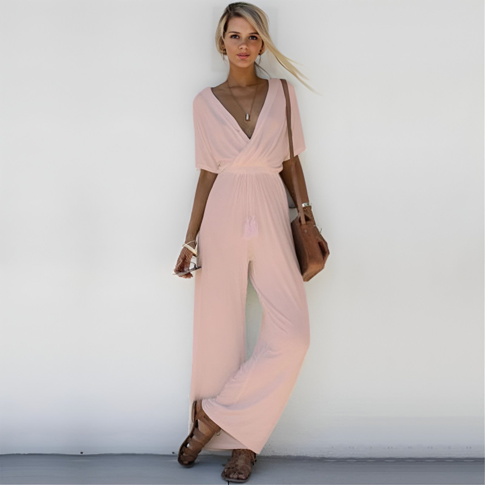 Amara - Jumpsuit met Diepe V-Hals | Elegant en Verleidelijk Design