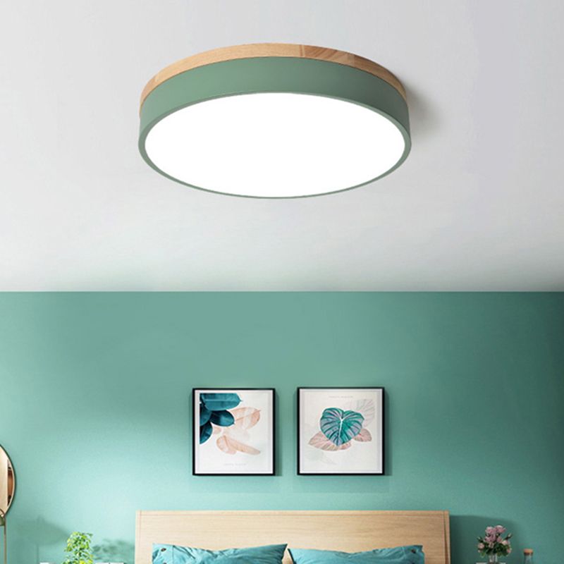 ScandiShade - Moderne Plafondlamp van Wit en Grijs Metaal met Houten Accenten voor Slaapkamer en Woonkamer