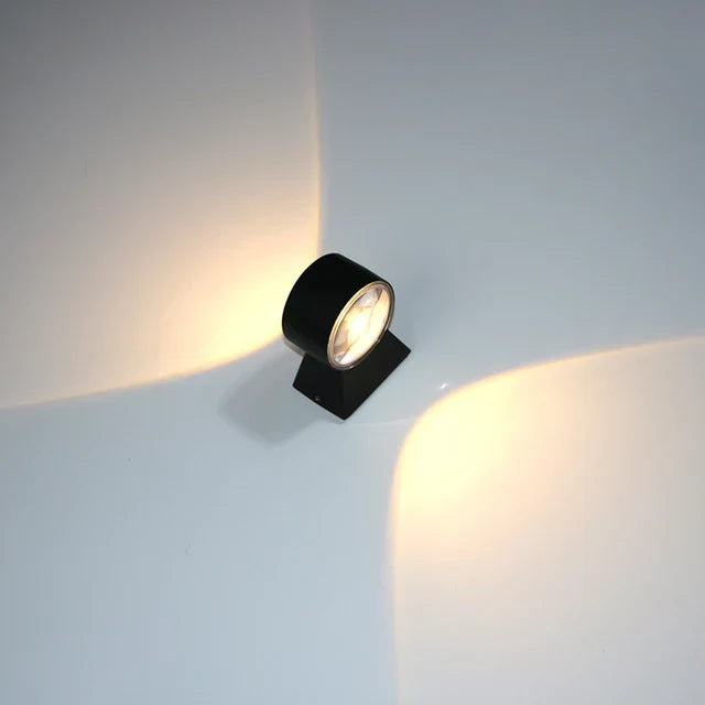 StormShield - Weerbestendige Aluminium Buitenlamp | Duurzame Buitenverlichting