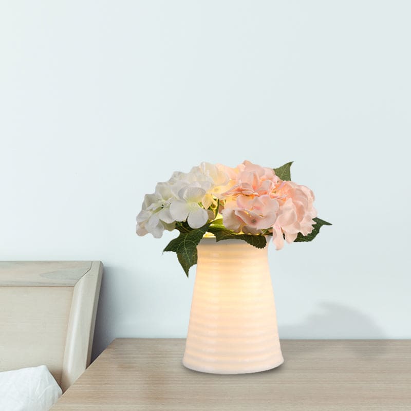 LunaGlow - Elegante Art Deco Glazen Nachtlamp voor een Romantische Slaapkamersfeer