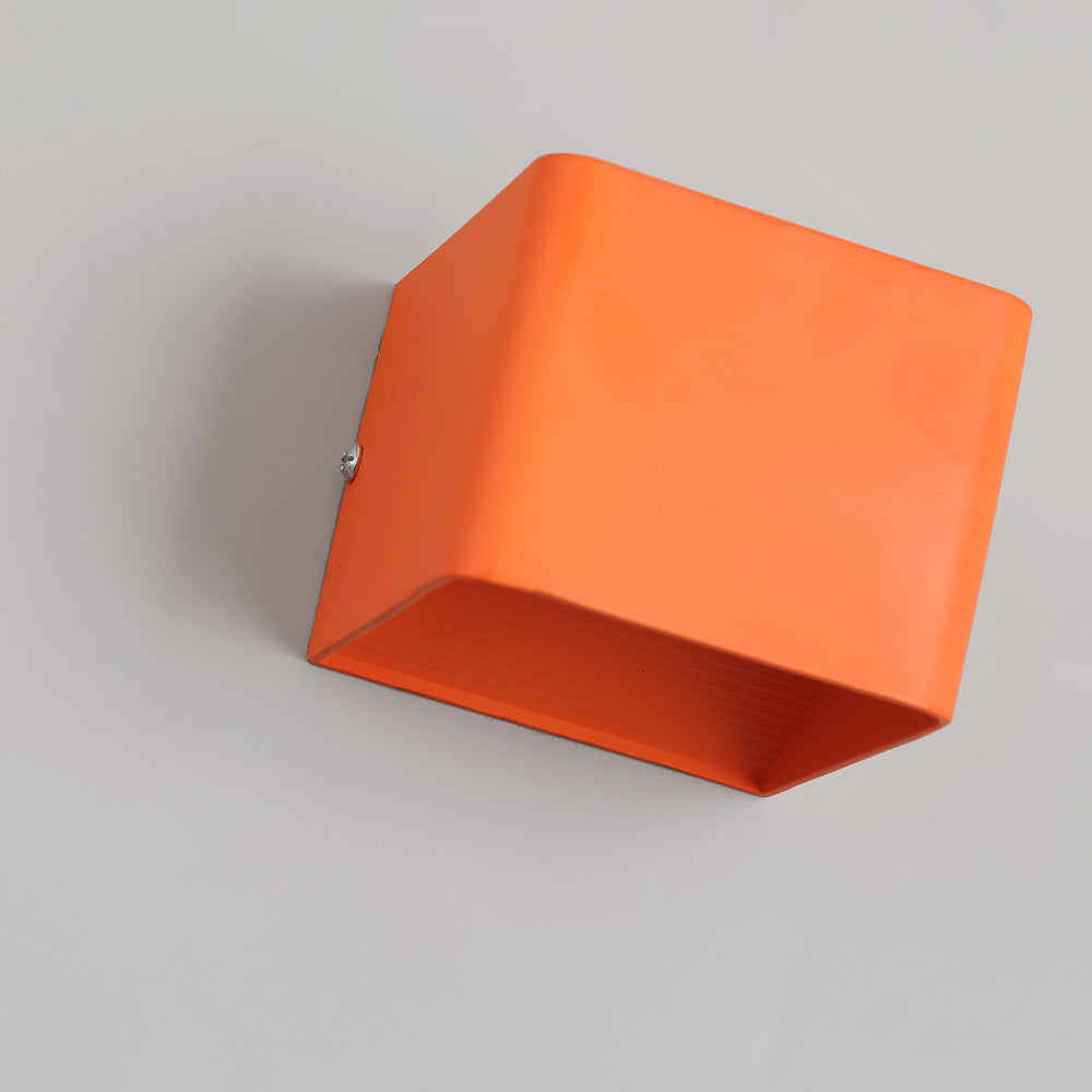 QuadraGlow - Moderne Vierkante Wandlamp in Zwart, Wit en Groen