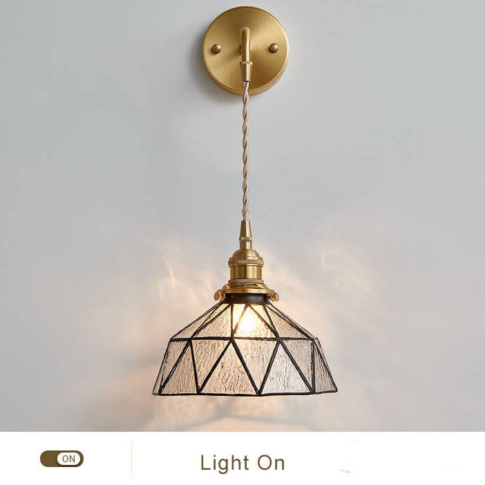 AquaLux - Wandlamp met waterrippleglas en uniek koepelontwerp