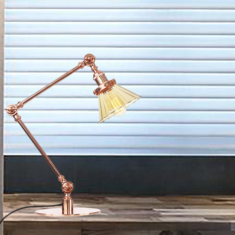 Kegele Tafellamp van Helder Glas | Elegante Verlichting voor Woonkamer en Slaapkamer