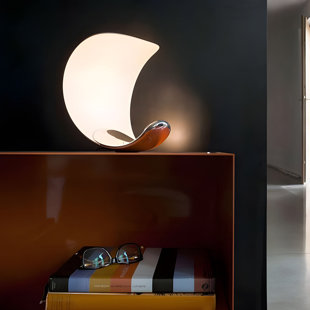 CurveMoon - Aluminium Gebogen Maanvormige LED Tafellamp met Touch Dimming | Moderne Sfeerverlichting voor Elk Interieur