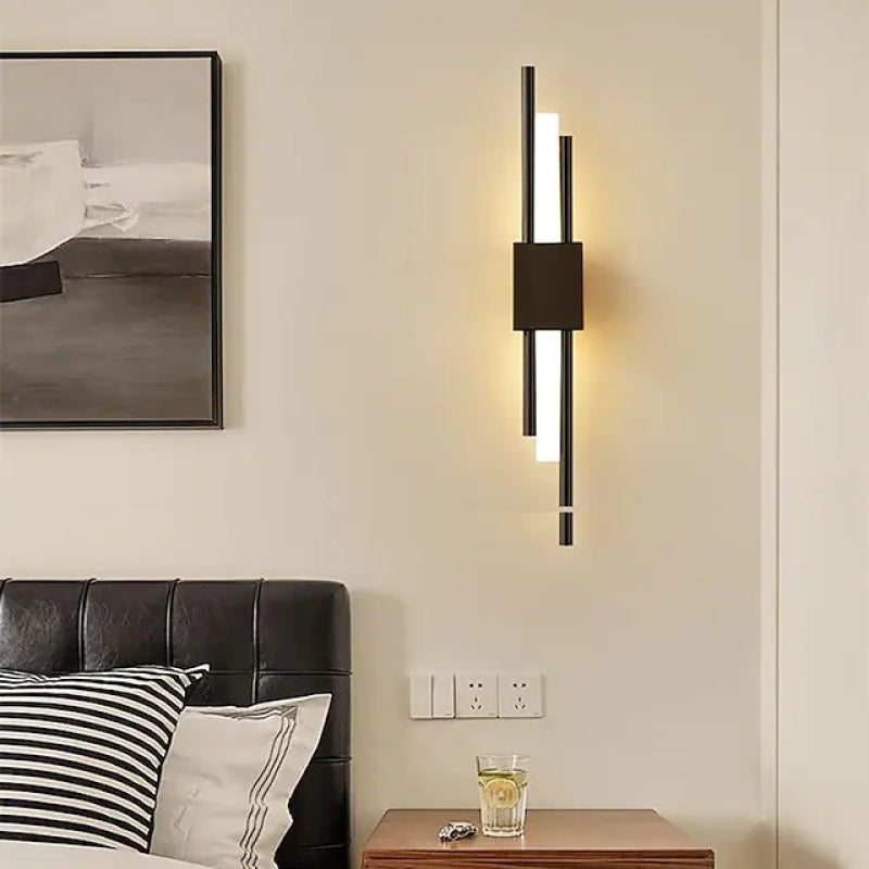 LuminLuxe - Stijlvolle LED Wandlamp in Zwart/Goud voor Luxe Slaapkamer Verlichting