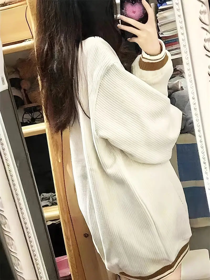 LiviaVee - Gebreide Damestrui met R-Patroon en V-Hals – Stijlvol en Comfortabel