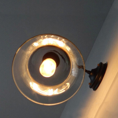 RetroLicht - Industriële Wandlamp met Helder Glazen Kap | Vintage Stijl en Tijdloos Design