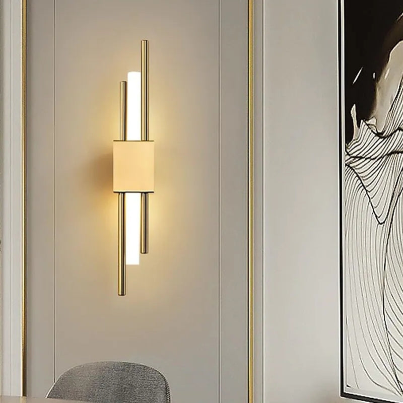 LuminLuxe - Stijlvolle LED Wandlamp in Zwart/Goud voor Luxe Slaapkamer Verlichting