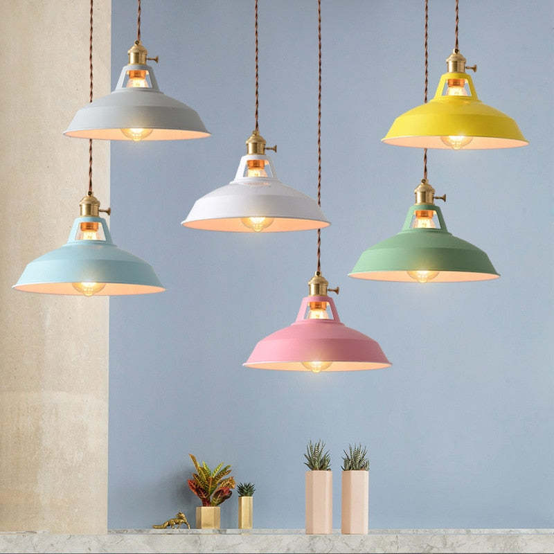 ColorLuxe - Moderne LED Hanglamp van Metaal voor Kleurrijke Slaapkamers