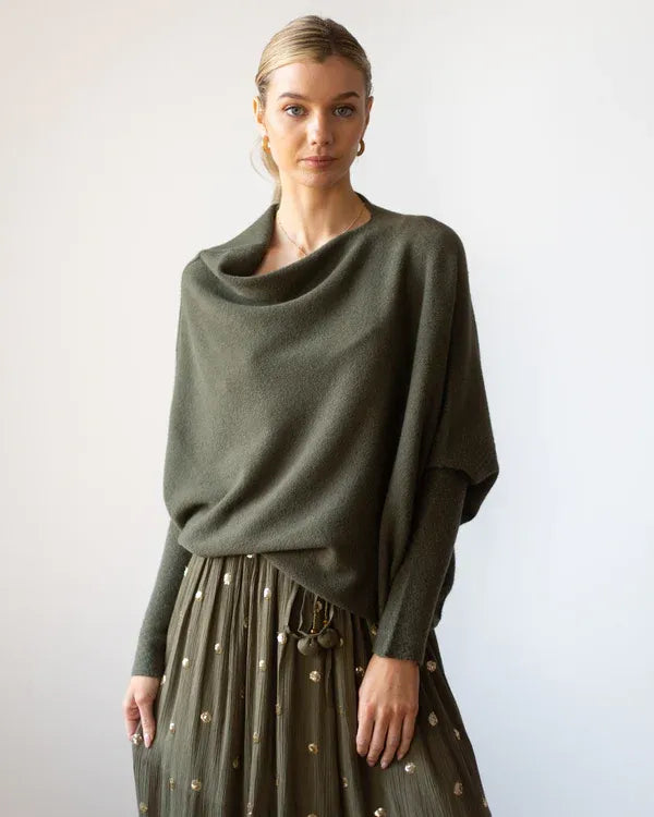 CloudDrape - Asymmetrische Dames Trui met Elegante Drapering