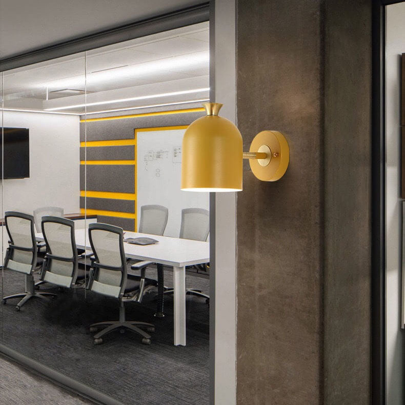 GlowTube - Strakke Metalen Wandlamp met 1 Lichtpunt | Stijlvolle Verlichting voor Thuis