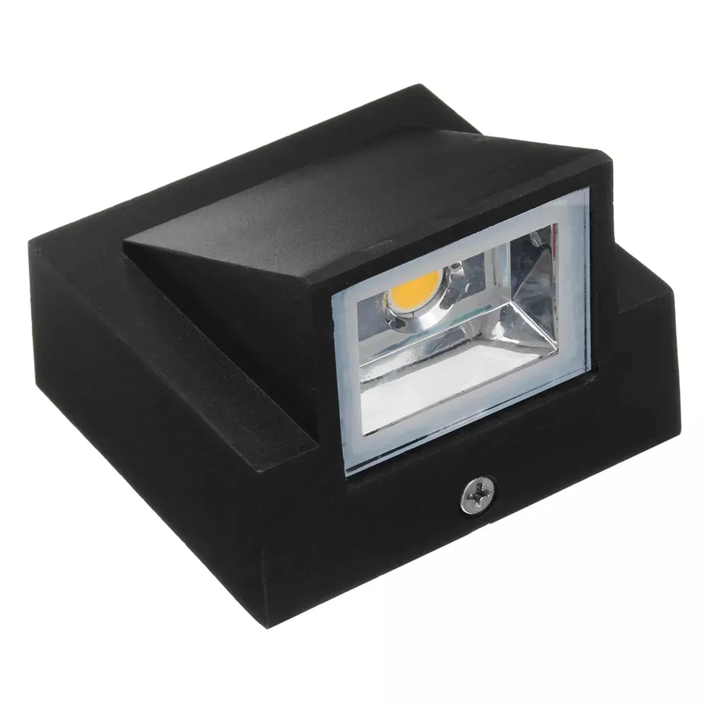 TerraGlow - Solar Buitenwandlamp voor Efficiënte Verlichting