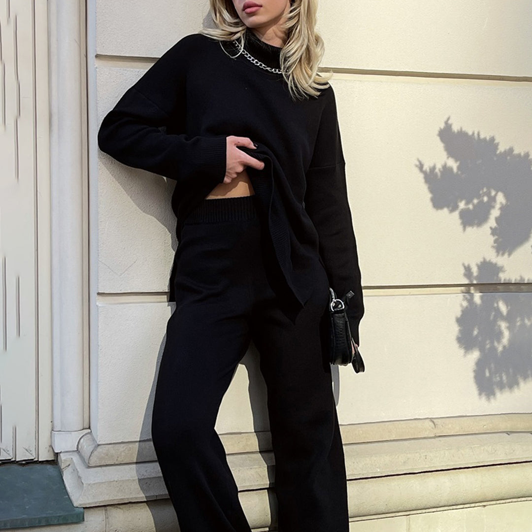 Stijlvolle Essence - Gebreide Trui met Hoge Kraag en Zijsplit voor Dames