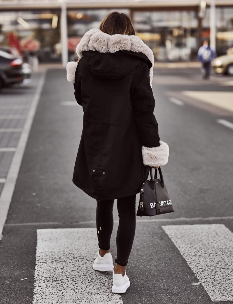 Isabelle - Mantel met Bontkraag, Capuchon en Rits | Warme Damesjas voor Winterdagen