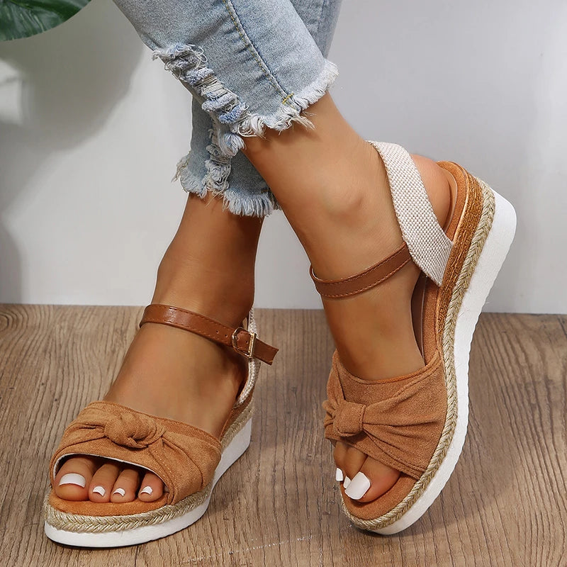 Stijlvolle Zomer-Espadrille Sandalen met Gespsluiting en Strikdetail | Trendy en Comfortabele Zomersandalen