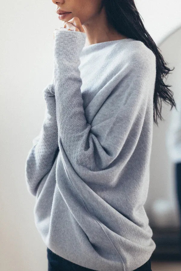 CloudDrape - Asymmetrische Dames Trui met Elegante Drapering