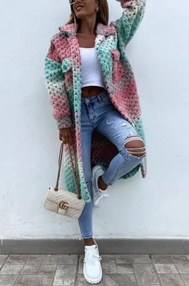 Sophie – Lange Geweven Mantel in Regenboogkleuren voor Dames