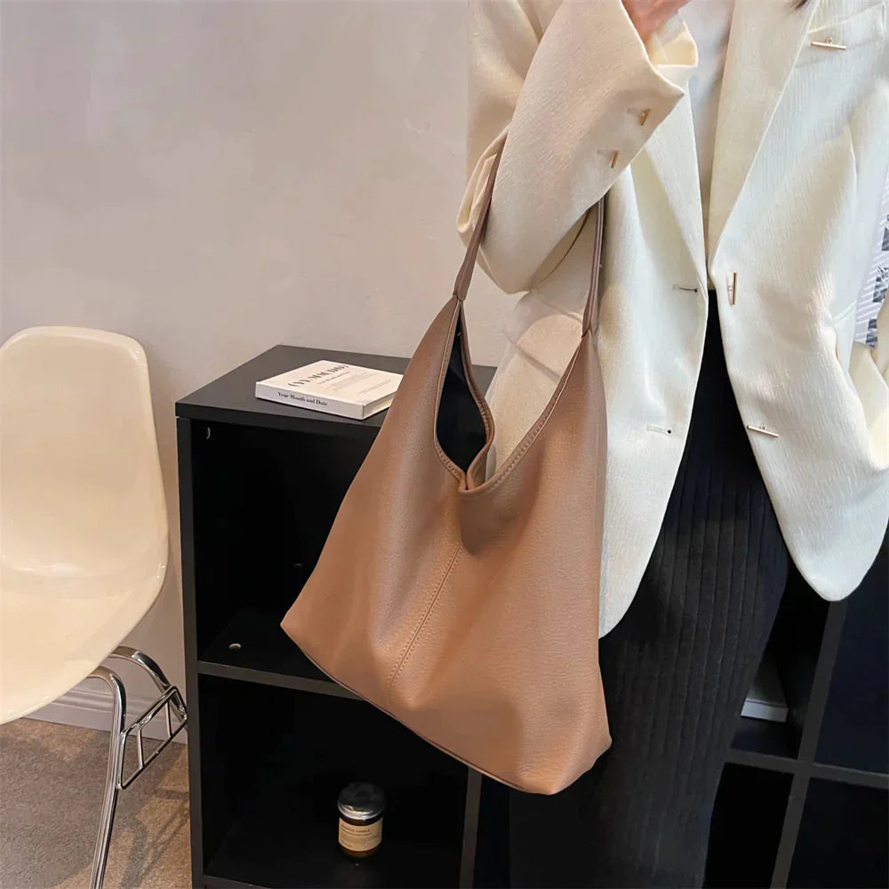 Livia - Vegan Leren Hobo Tas voor Dames | Stijlvolle en Duurzame Handtas