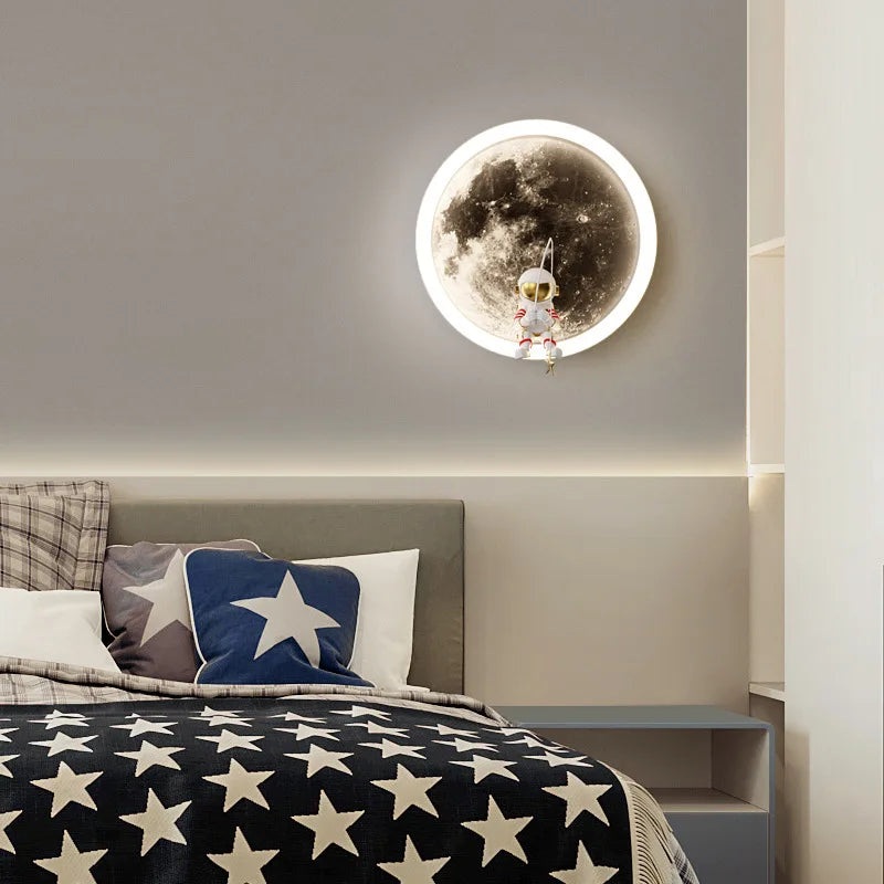 LunaGlow - LED Maan Wandlamp met Astronaut en Ster | Unieke Verlichting voor Slaapkamer en Kinderkamer