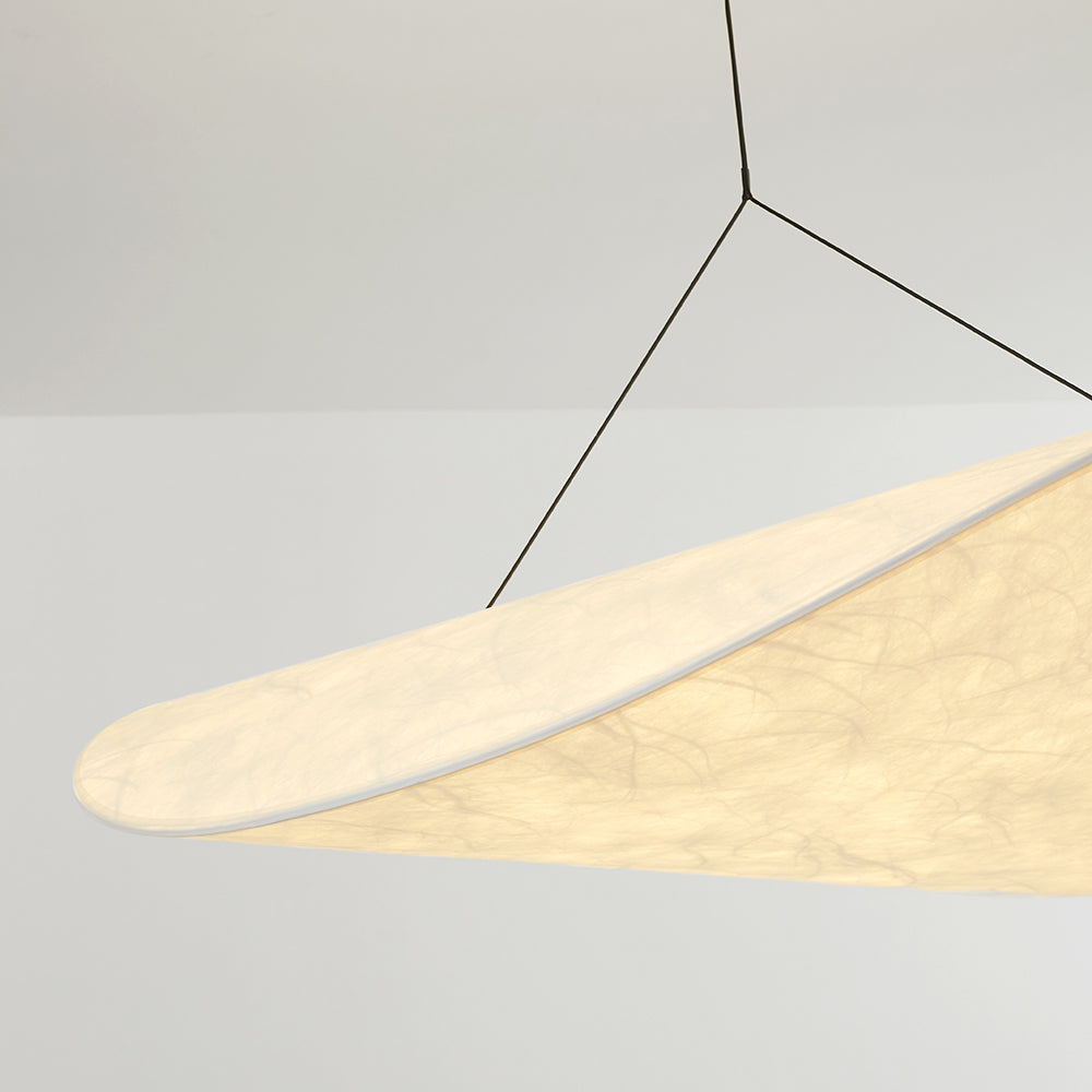 LumiSleek - Moderne LED Hanglamp van Metaal en Kunstzijde in Wit voor de Slaapkamer