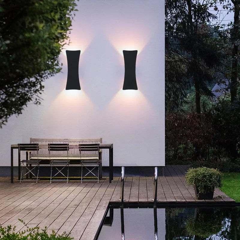 UrbanLuxe - Minimalistische LED Buitenwandlamp voor Moderne Verlichting