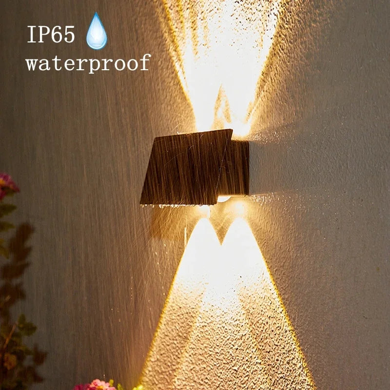 LumaWind - Zonne-energie Balkonlamp voor Stijlvolle Buitenverlichting