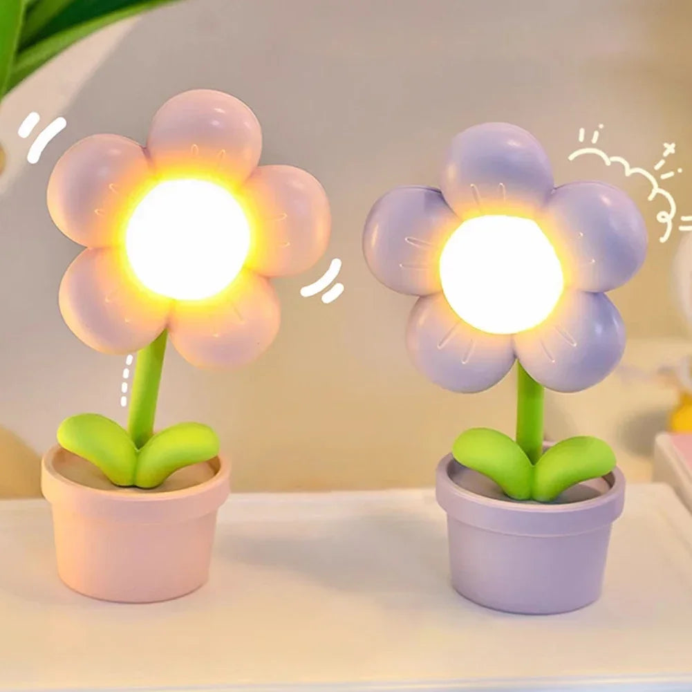 BloomGlow - Kleine Bloemvormige Tafellamp met LED Verlichting