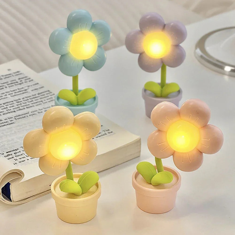 BloomGlow - Kleine Bloemvormige Tafellamp met LED Verlichting