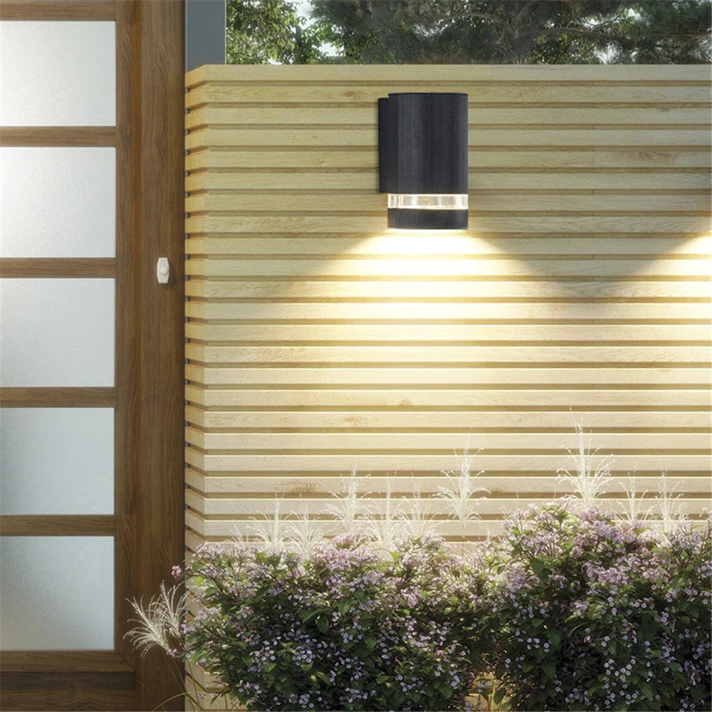 HydroBright - Waterdichte LED Buitenverlichting voor Efficiënte Verlichting