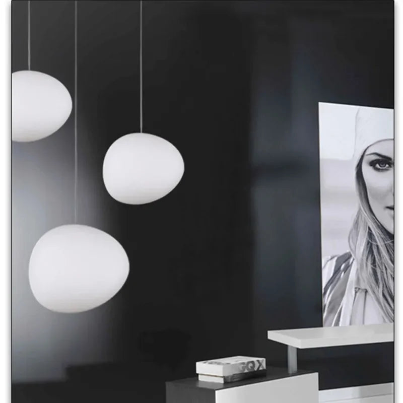 GlowSphere - Hanglamp van Rond Glas voor Stijlvolle Verlichting