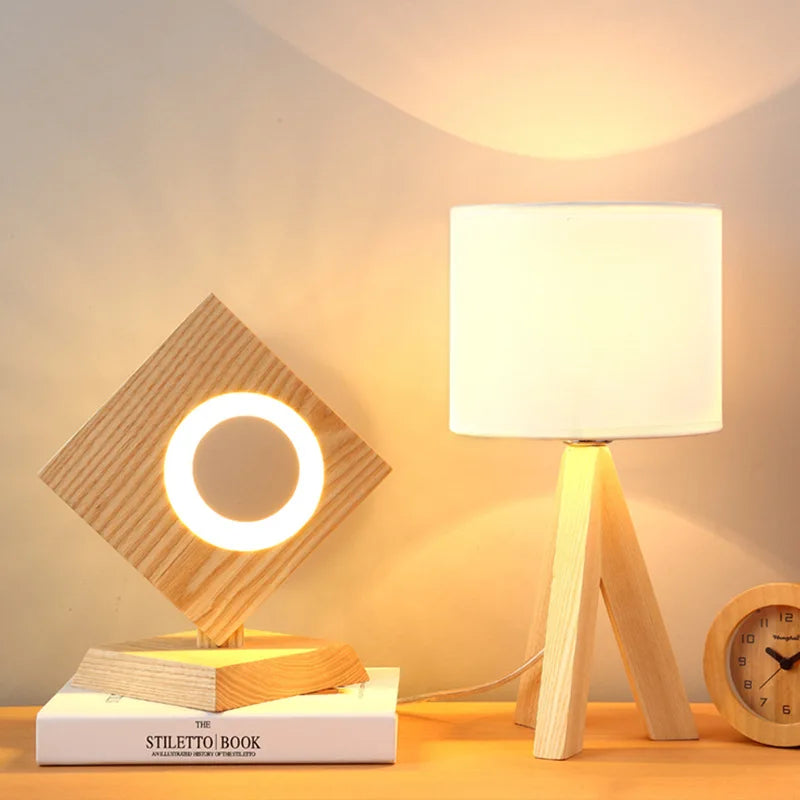 HoutLuxe - Moderne Houten Tafellamp met Sfeervolle LED Verlichting