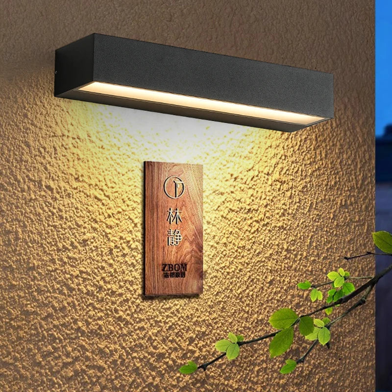 LumaTech - Stijlvolle Moderne LED Wandlamp voor Buitenverlichting