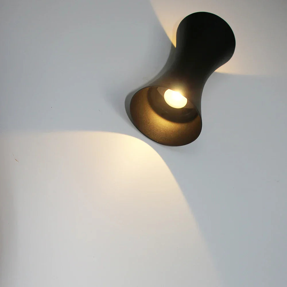 AeroGuard Pro - Waterdichte Aluminium Buitenlamp | Weerbestendige Wandverlichting