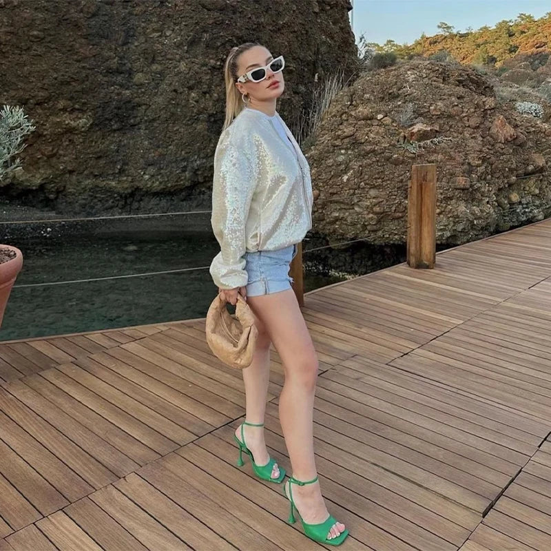 Livia – Glanzende High-Street Jas voor Dames | Modieuze en Stijlvolle Winterjas