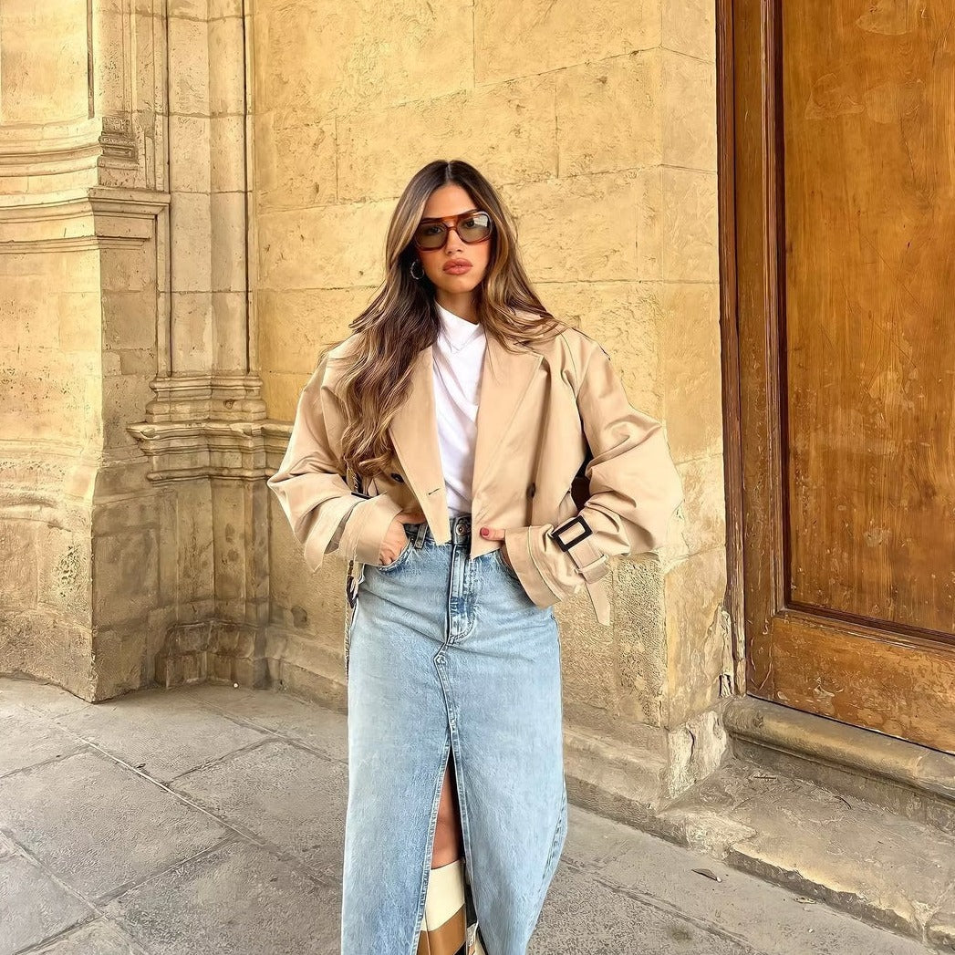 Gyra - Korte Trendy Trenchcoat Beige voor Dames