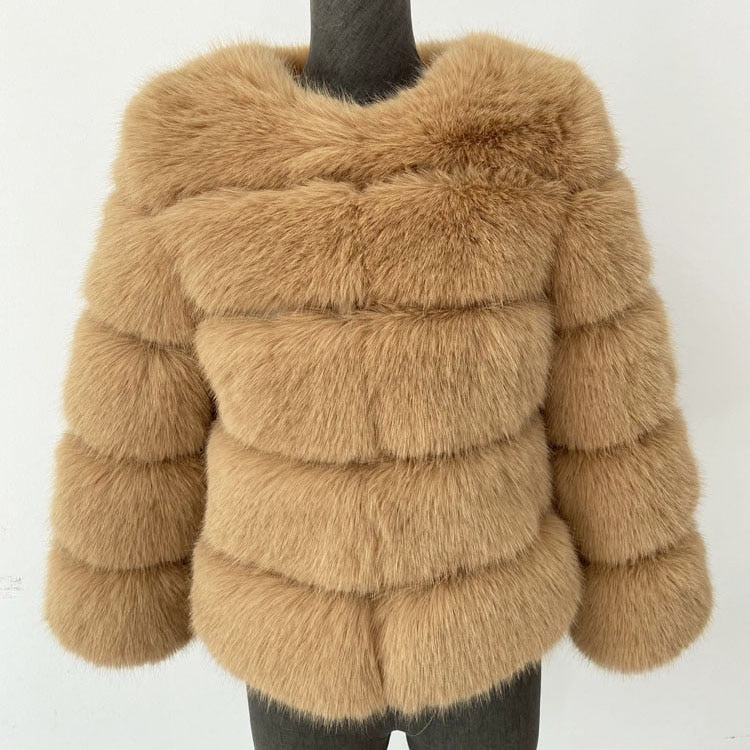 Elara - Comfortabele Kunst-Wintermantel voor Ultieme Warmte | Stijlvolle Damesjas voor Koude Dagen