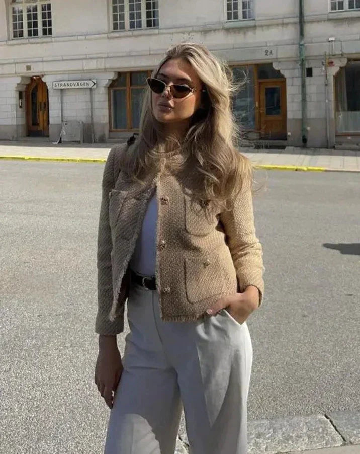 Beige Modejas voor Dames - Stijlvol en Tijdloos Ontwerp