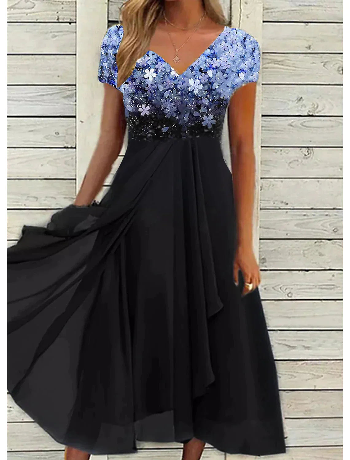 Carla - Elegante Midi Jurk met Bloemenkant