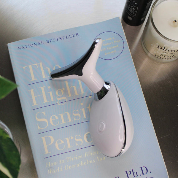 SkinRadiance - Innovatief Huidverzorgingsapparaat voor een Stralende Teint