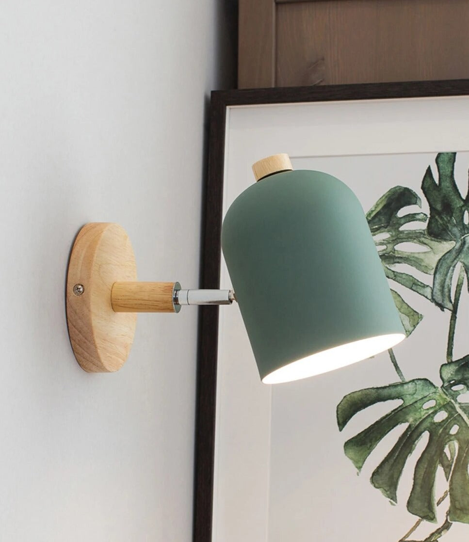 LumoGlo - Scandinavische Houten Wandlamp voor Moderne Interieurs