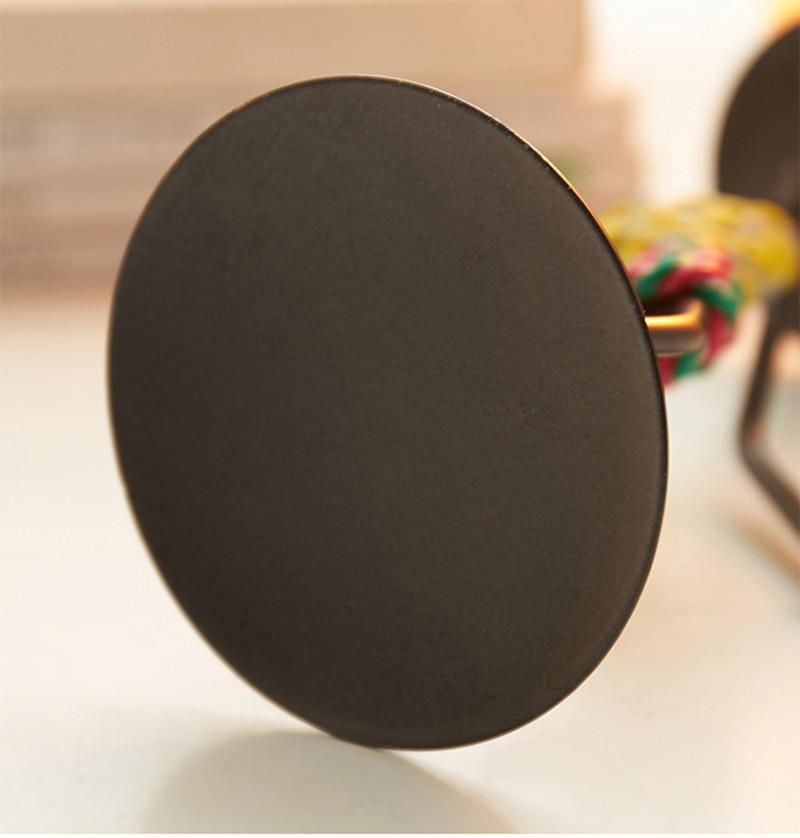 ArtCandle - Handgemaakte Metalen Kaarsenhouders met Uniek Figurenontwerp