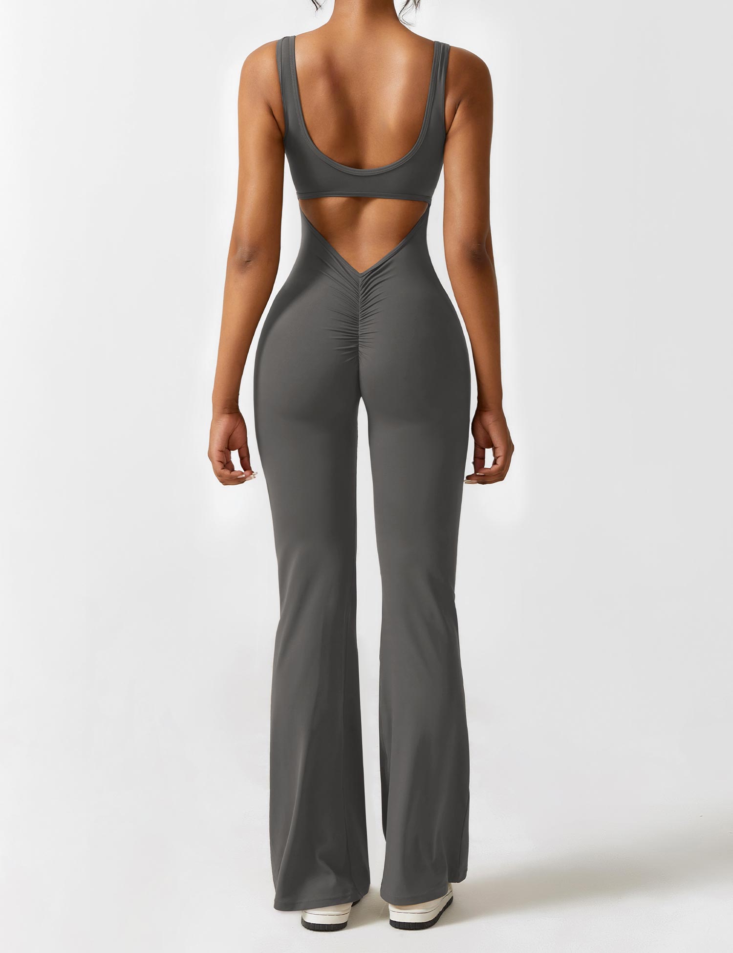 V-Hals Jumpsuit met Uitlopende Pijpen | Elegant en Flatterend Ontwerp