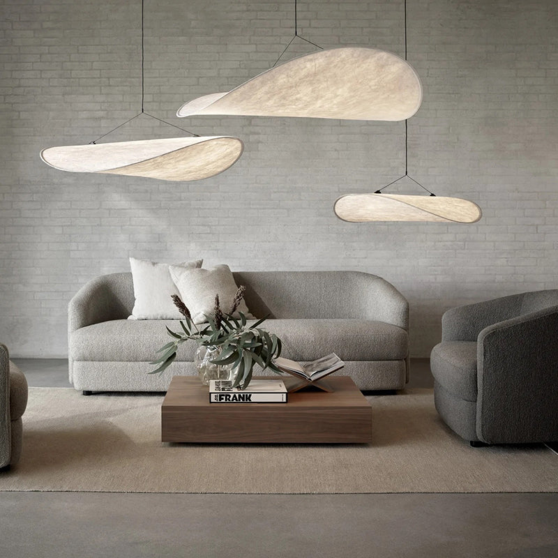 LumiSleek - Moderne LED Hanglamp van Metaal en Kunstzijde in Wit voor de Slaapkamer