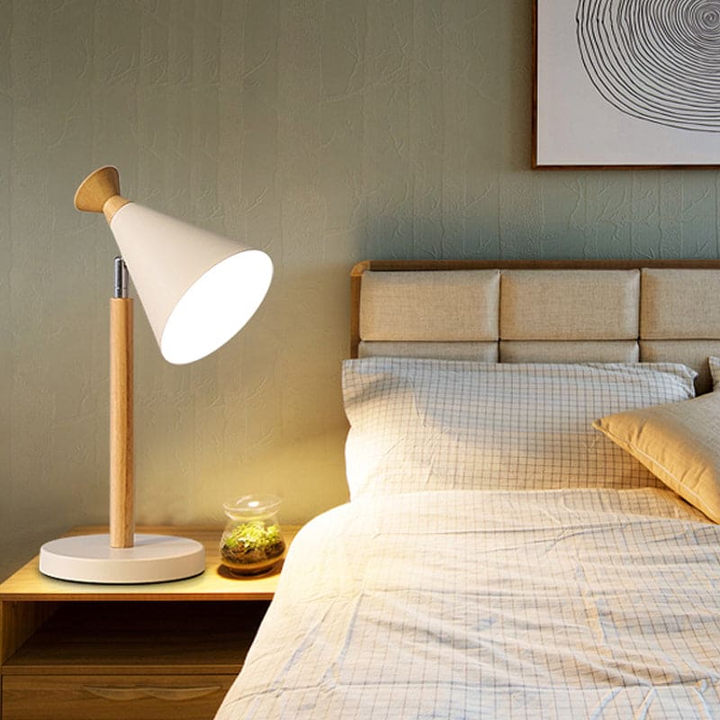 ScandiLuxe - Moderne IJzeren Trompetlamp voor Stijlvolle Tafelverlichting